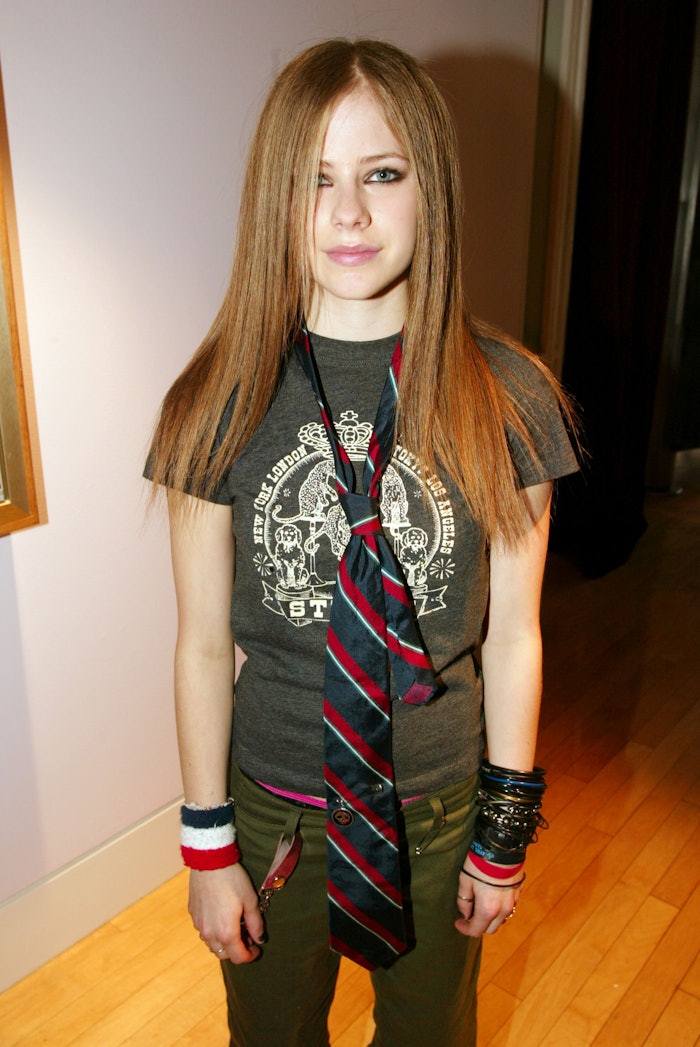 11 Avril Lavigne Trends That We All Tried To Copy In The Early 2000s
