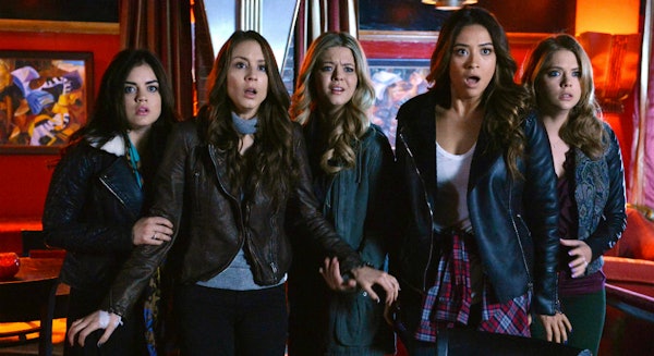 19 Pretty Little Liars Memes To Help You Get Through The Shows Unbearably Long Hiatus Bustle 6158