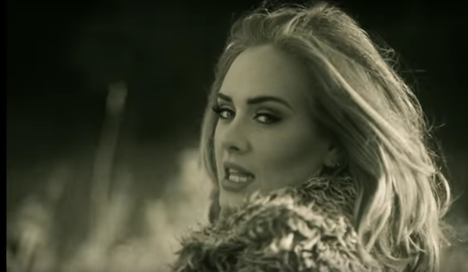 Adele In "Hello" Is The Easiest, Coolest Last Minute Halloween Cost...