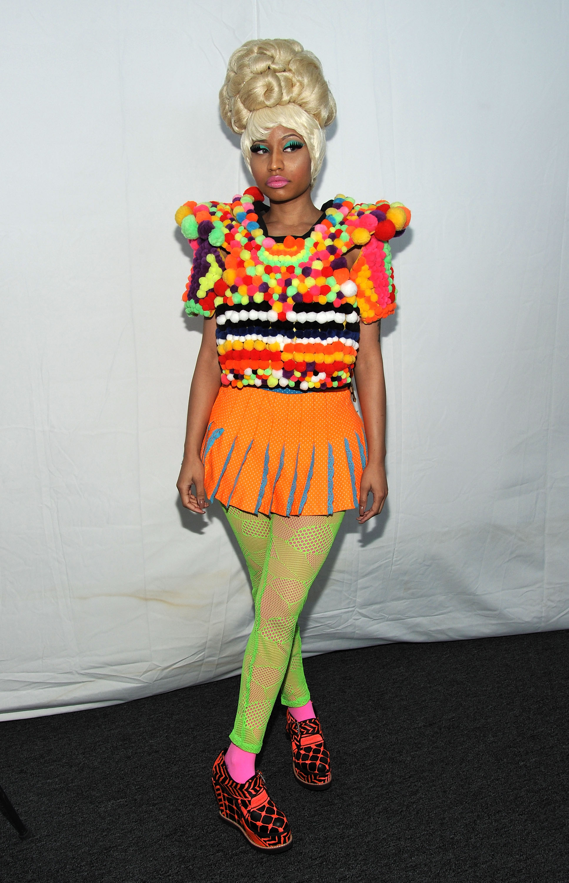 17 Bizarre Nicki Minaj Outfits Because She Knows How To Make Costume Wear Look Incredibly Cool 