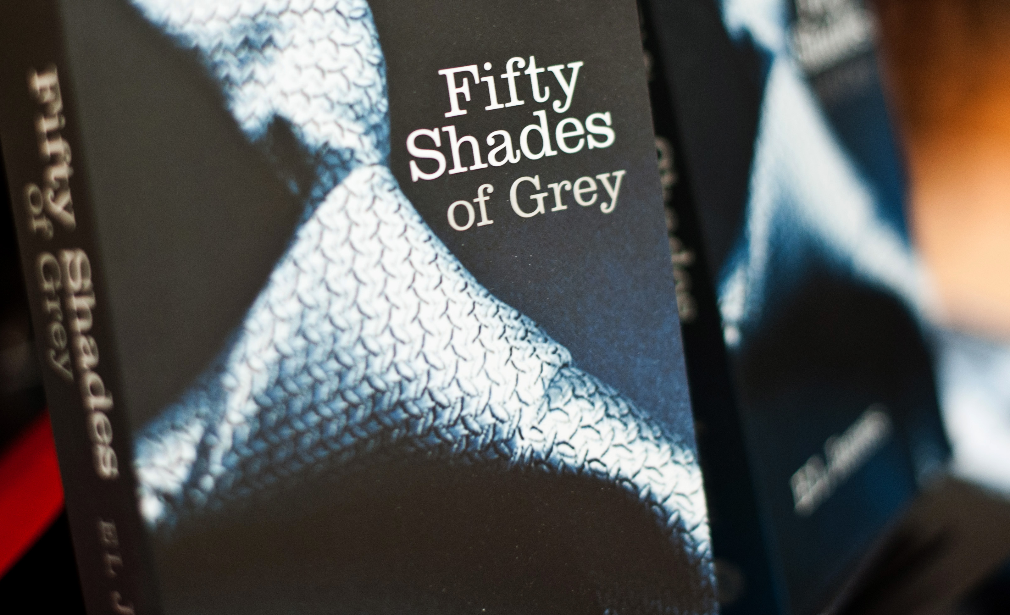 5 Things The Fifty Shades Of Grey Books Get Wrong About sm