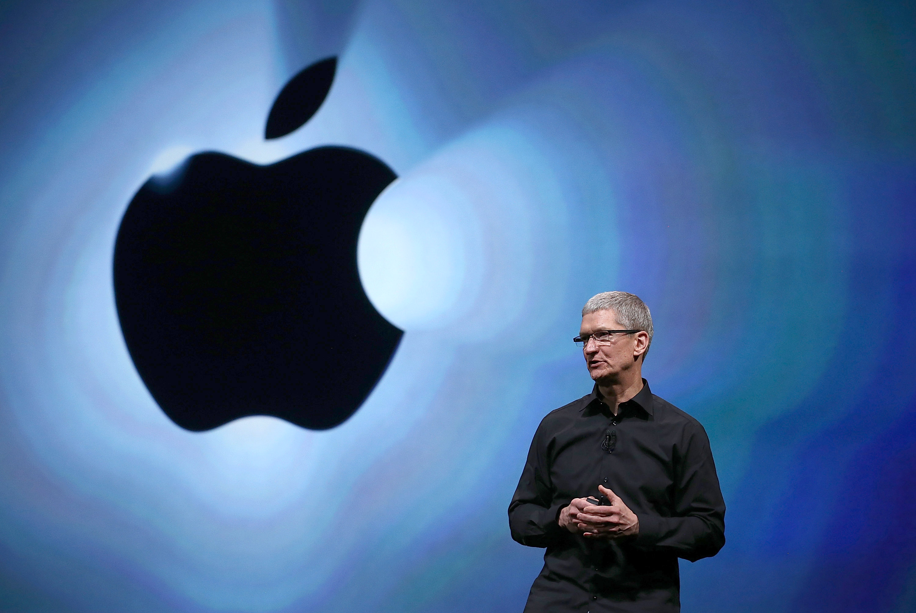 Кто основал компанию эпл. Компания Apple. Корпорация Apple. Фото Apple. Apple айфон компания.