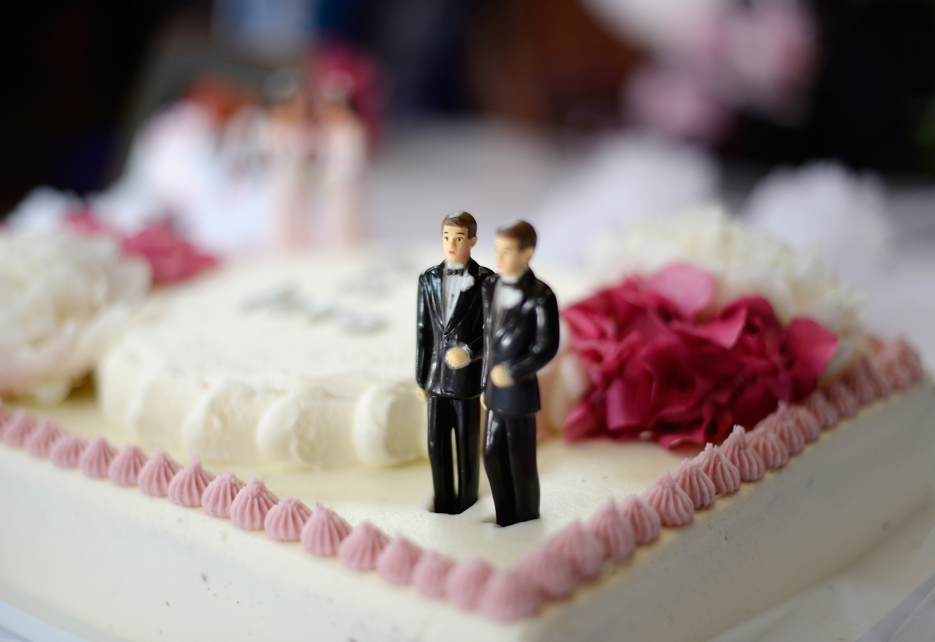 Judge Rules Married Ohio Gay Couple Is In Fact Married