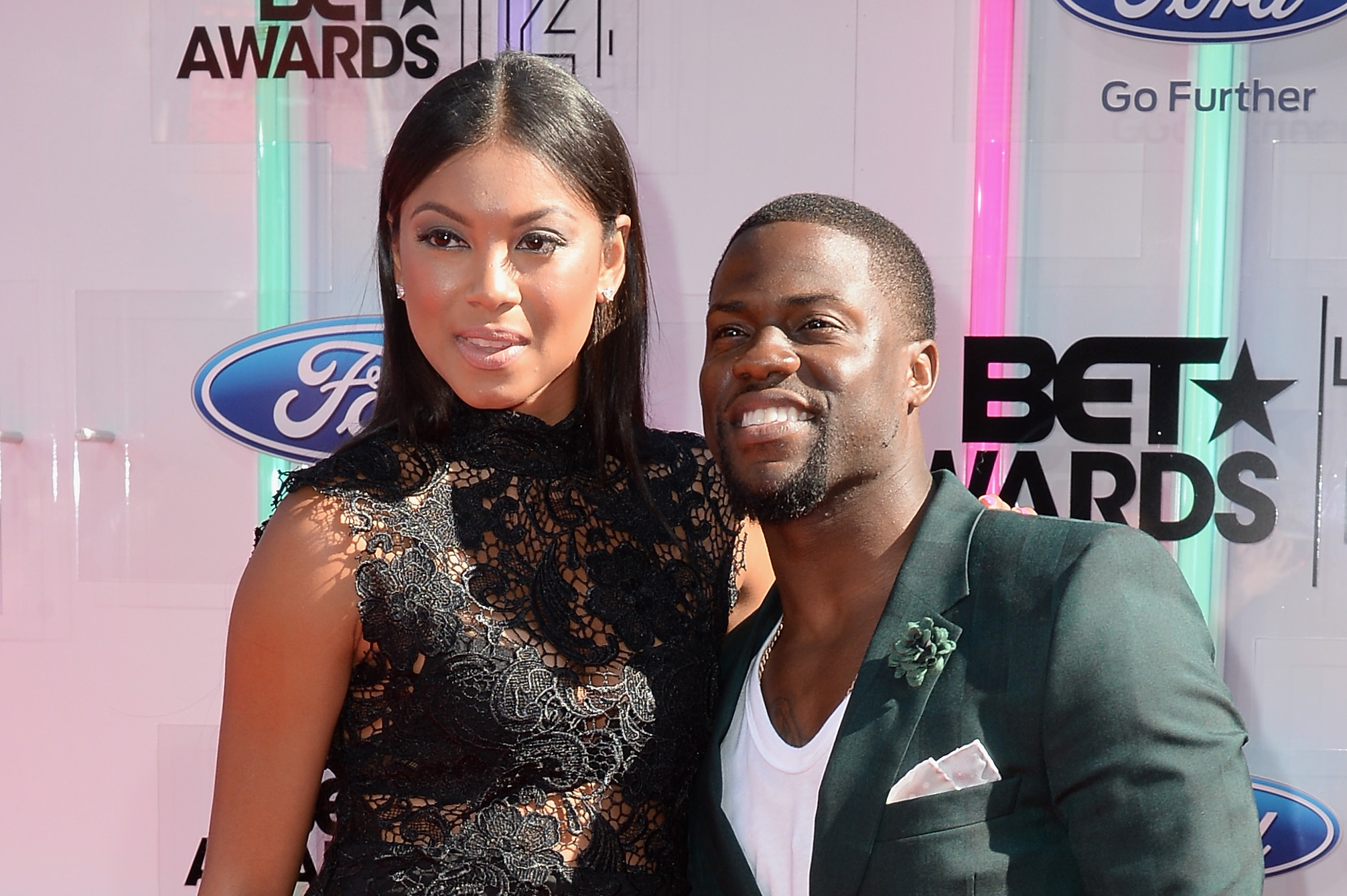 Comedian Kevin Hart suffers 'major back injuries' in Mulholland Drive car  crash | Gephardt Daily