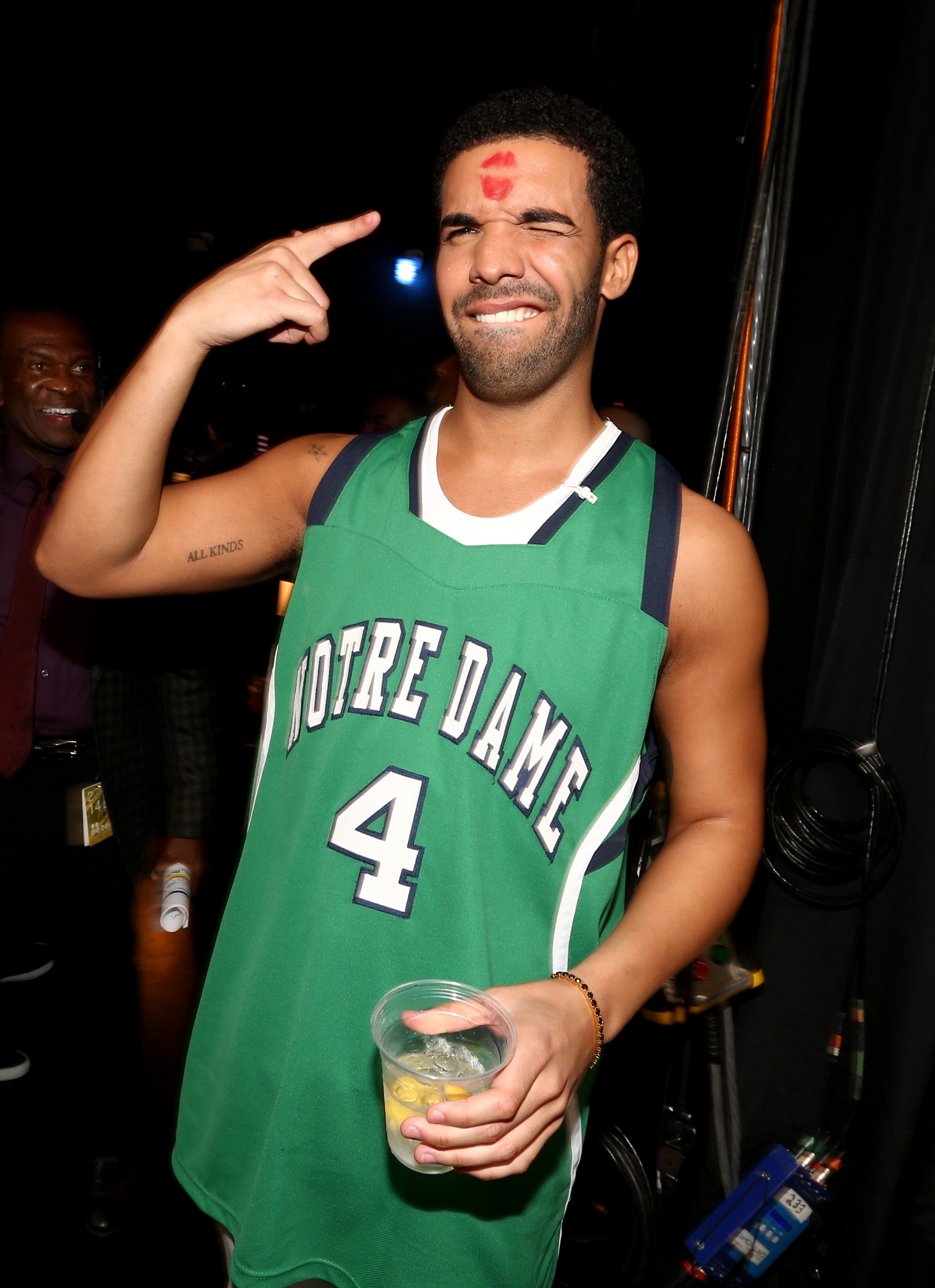 22 Drake Hotline Bling Parodies Vines Mashups That Make The Best Of Aubrey S Moves Videos