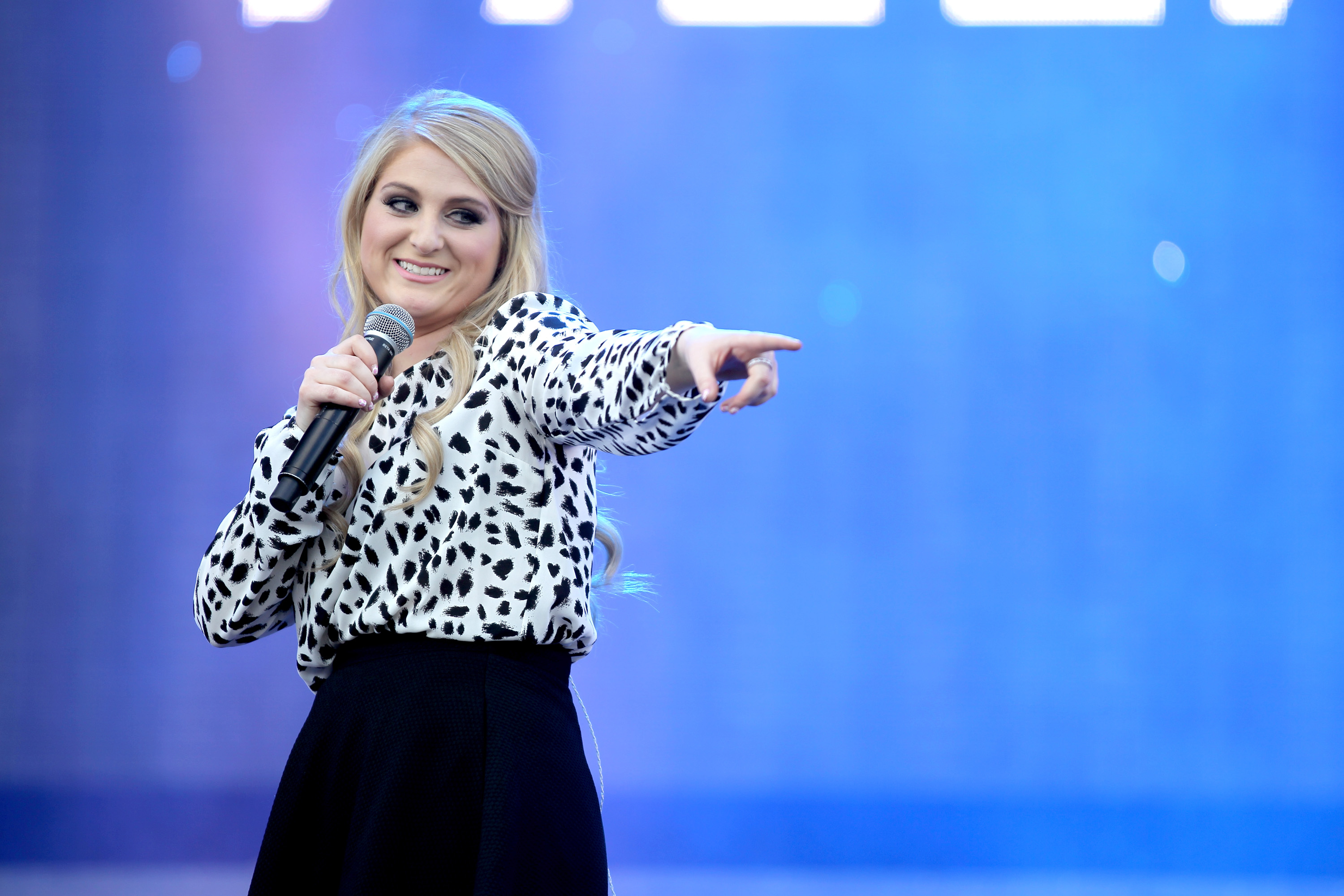 Meghan Trainor Reps FULLBEAUTY Brands And These 5 Looks Show Us How The Body Positive ...3000 x 2000