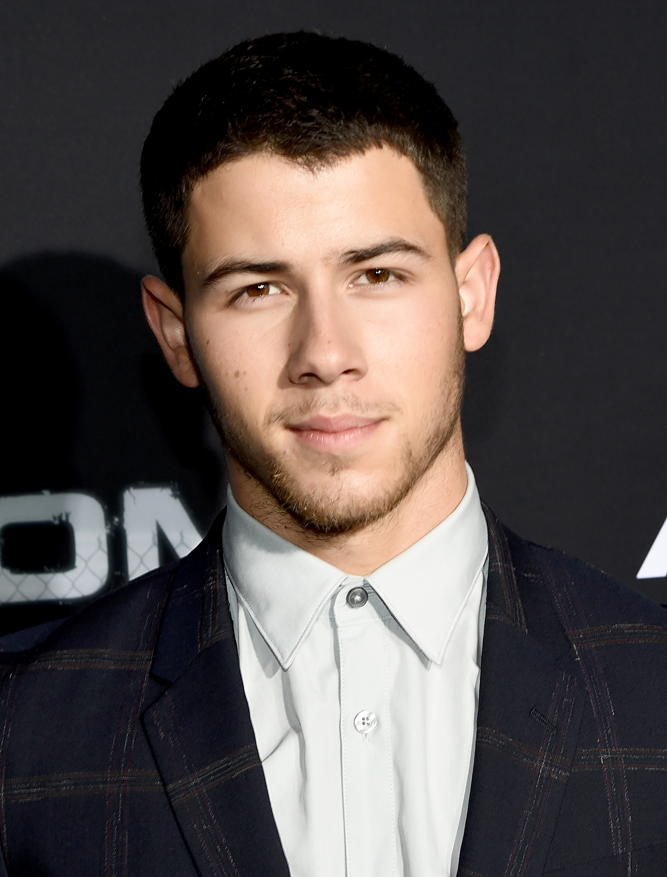 Nick Jonas' Shirtless Photo Shoot Is Eliciting Some Pretty Intense ...