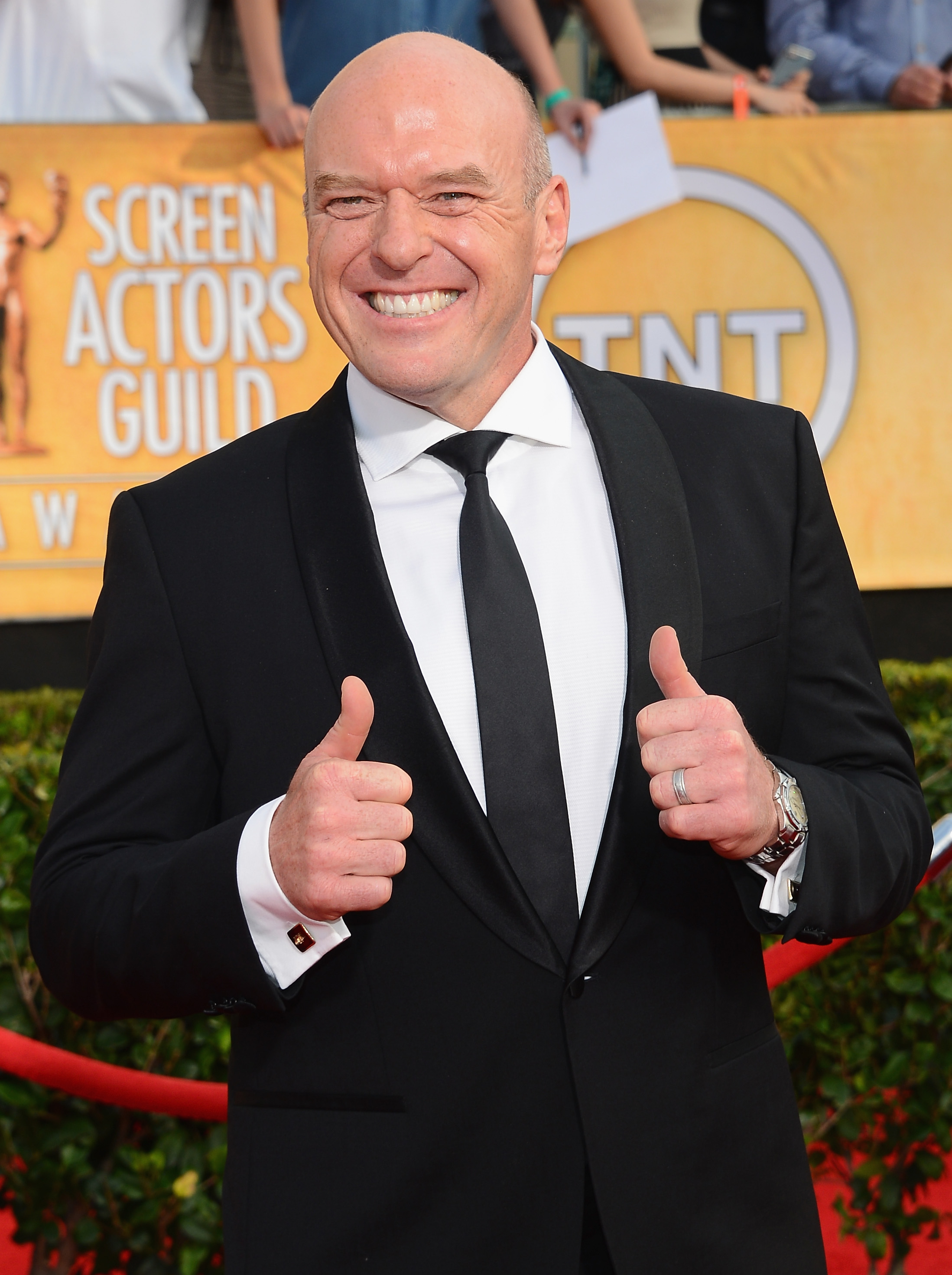 Dea Agent Hank Schrader Exposed The Hidden Truth Behind His Famed Case - 6dr39gn