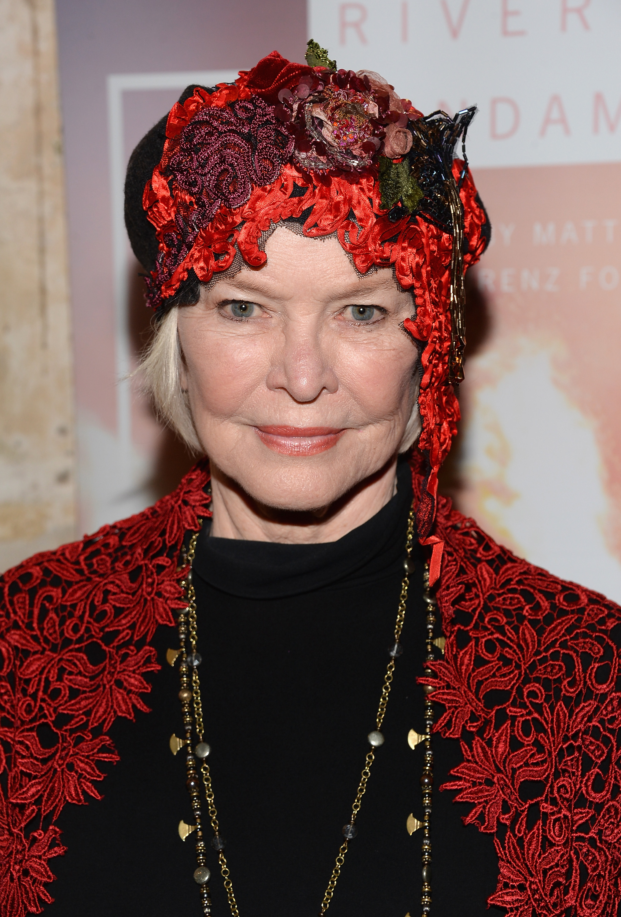 Ellen Burstyn Will Be In Amy Poehler's 'Old Soul,' And Our ...
