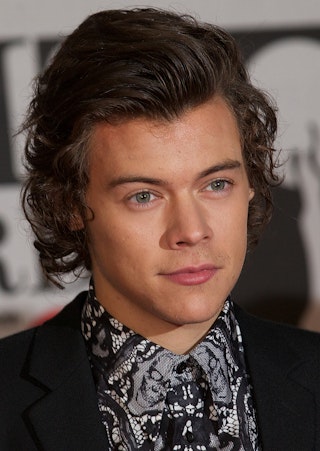 Harry Styles' Long Hair Just Made An Incredible, Unexpected Comeback ...