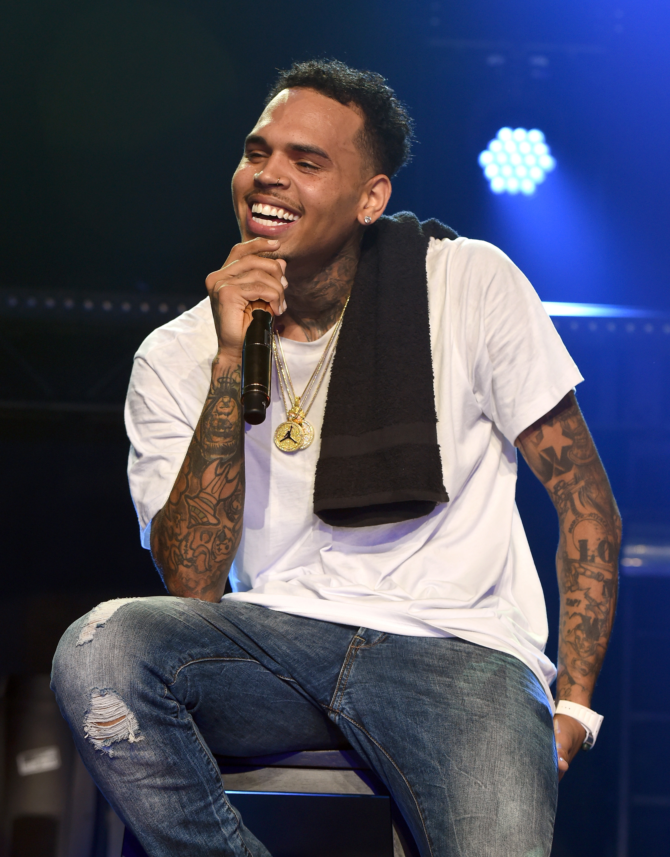 Chris Brown Live on X: 