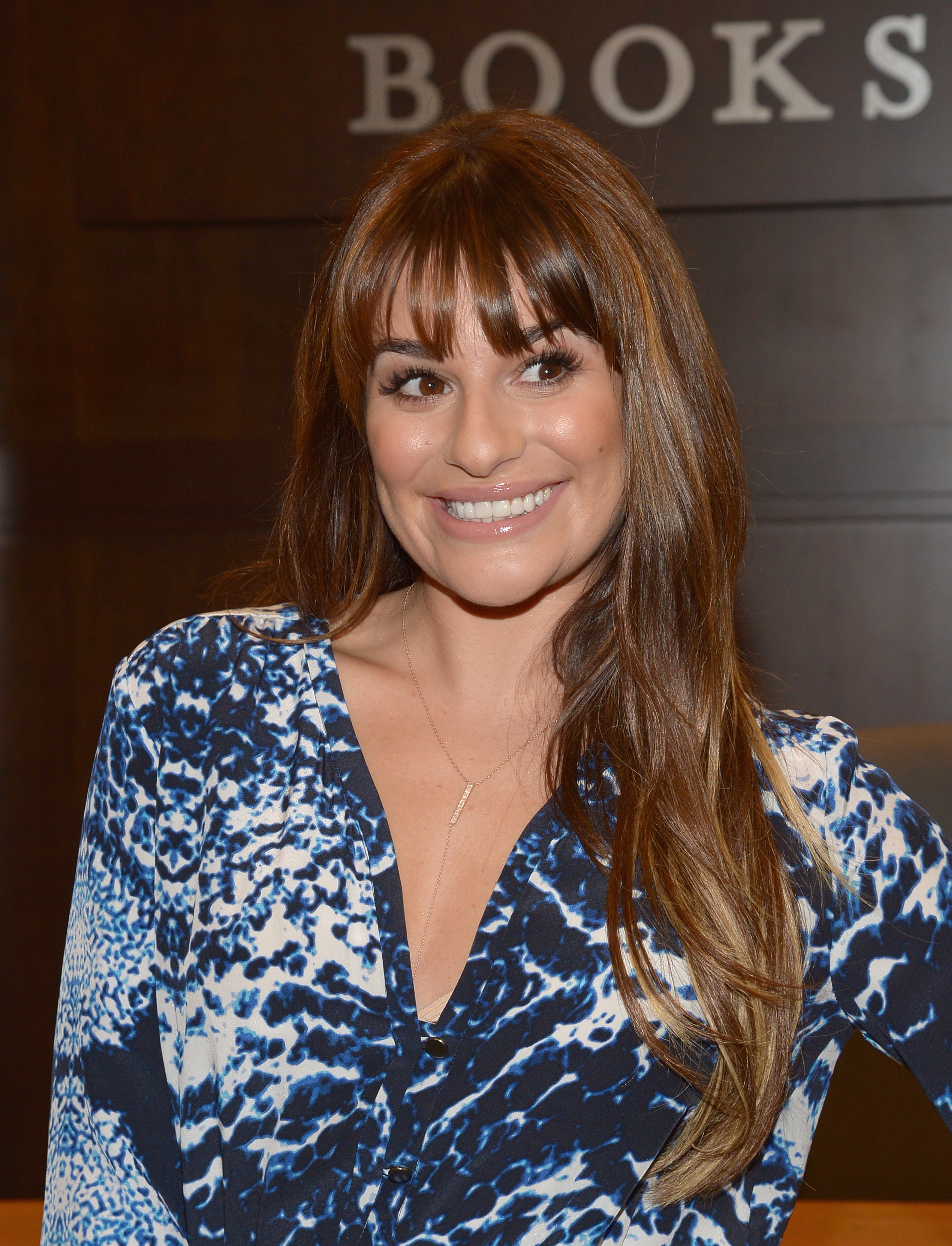 13 Lea Michele Bangs Styles That Prove She Has The Best Most Versatile Fringe In The Biz