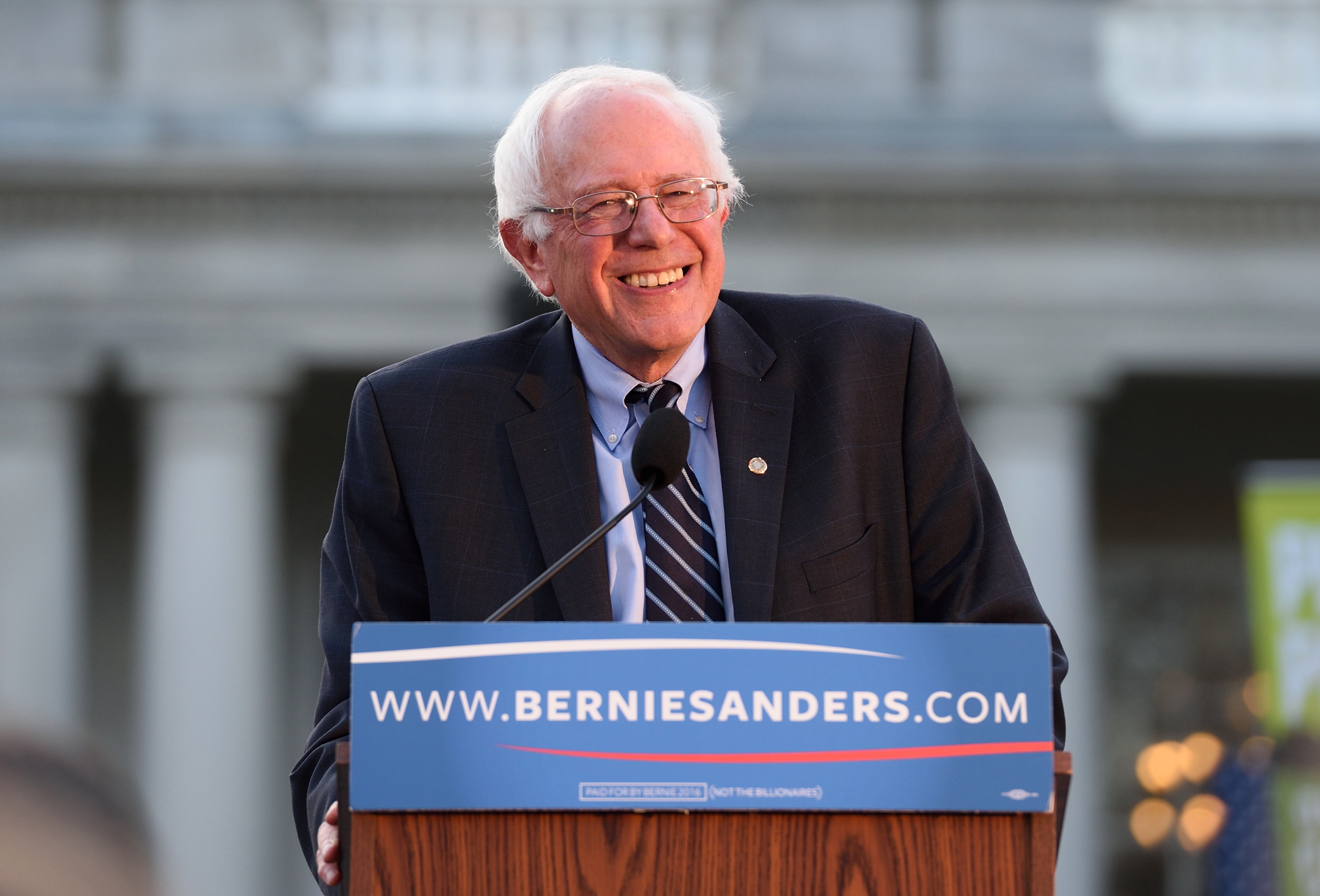 The 15 Greatest Bernie Sanders Instagram Photos, Ranked From Pretty