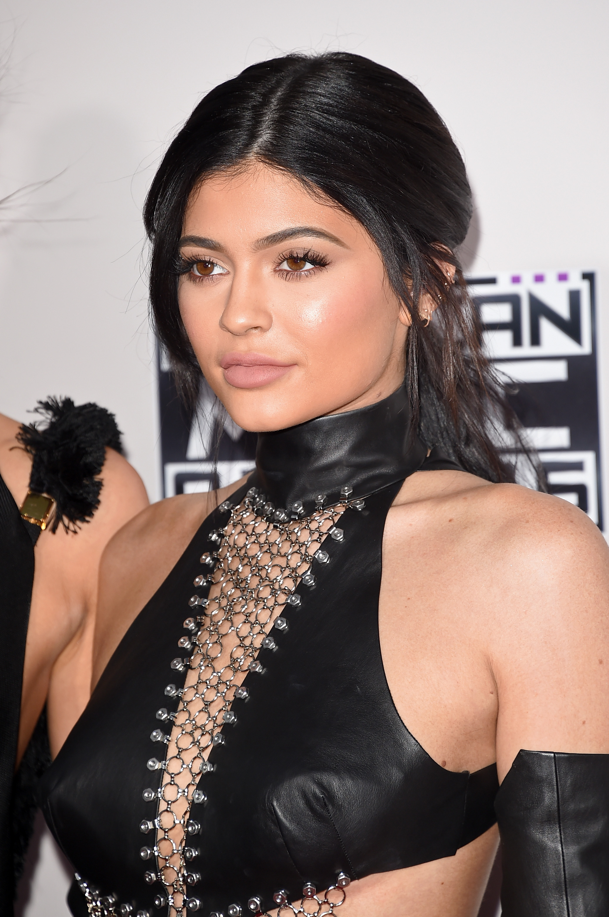 Kylie Jenner And Bestie Jordyn Woods Debuted A Possible New Lip Kit Color  At Fashion Week