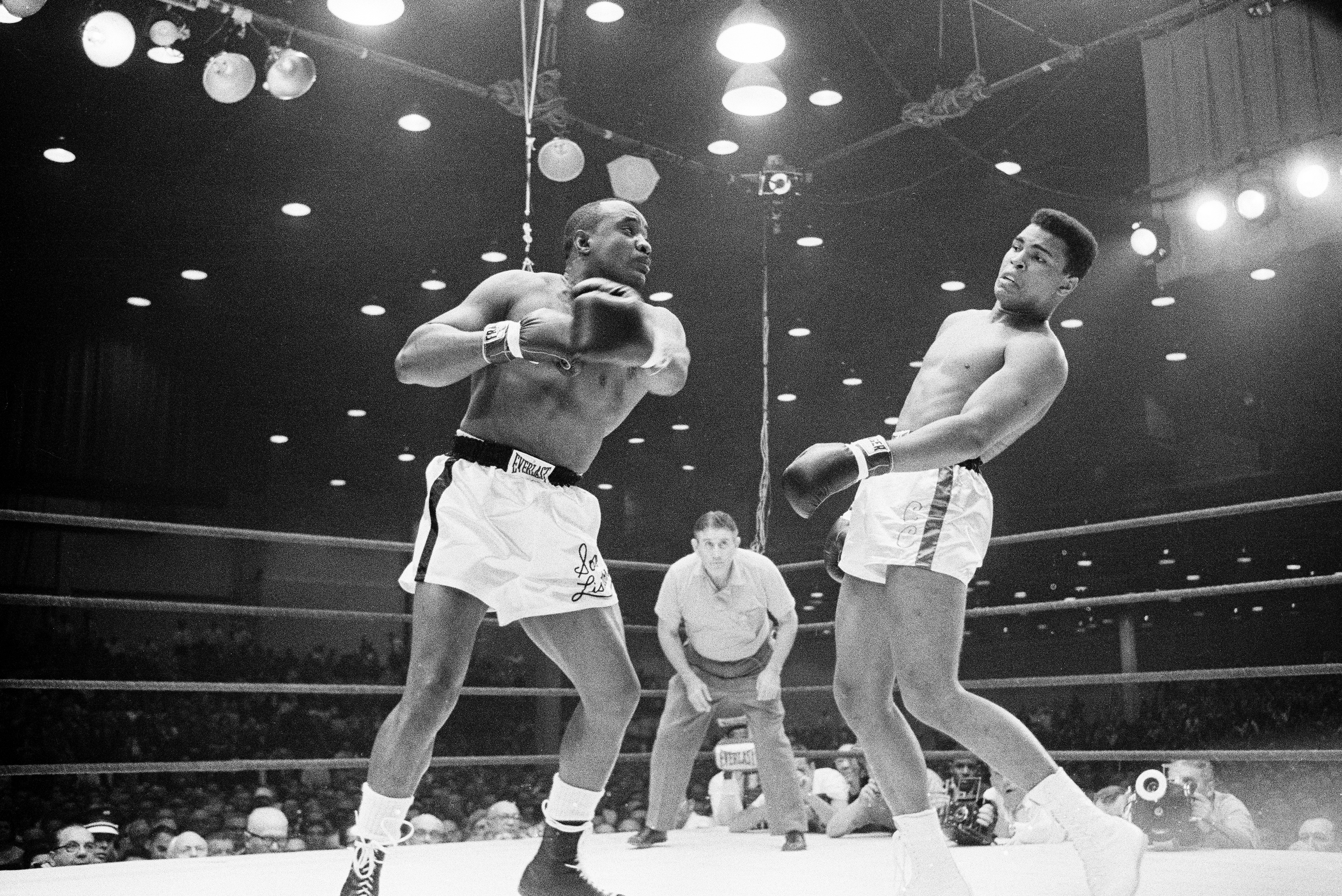 The Origin Of Float Like A Butterfly Sting Like A Bee Proved Muhammad Ali S Greatness Early On
