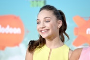 Interrumpir Correspondiente A Monta a Peinados De Maddie Ziegler O 