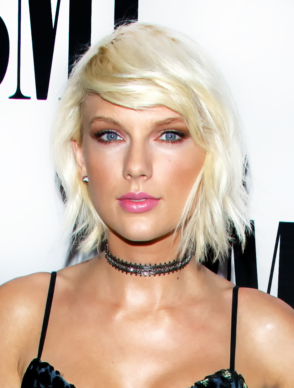 How To Copy Taylor Swifts Curly Short Hair Because Its Perfect