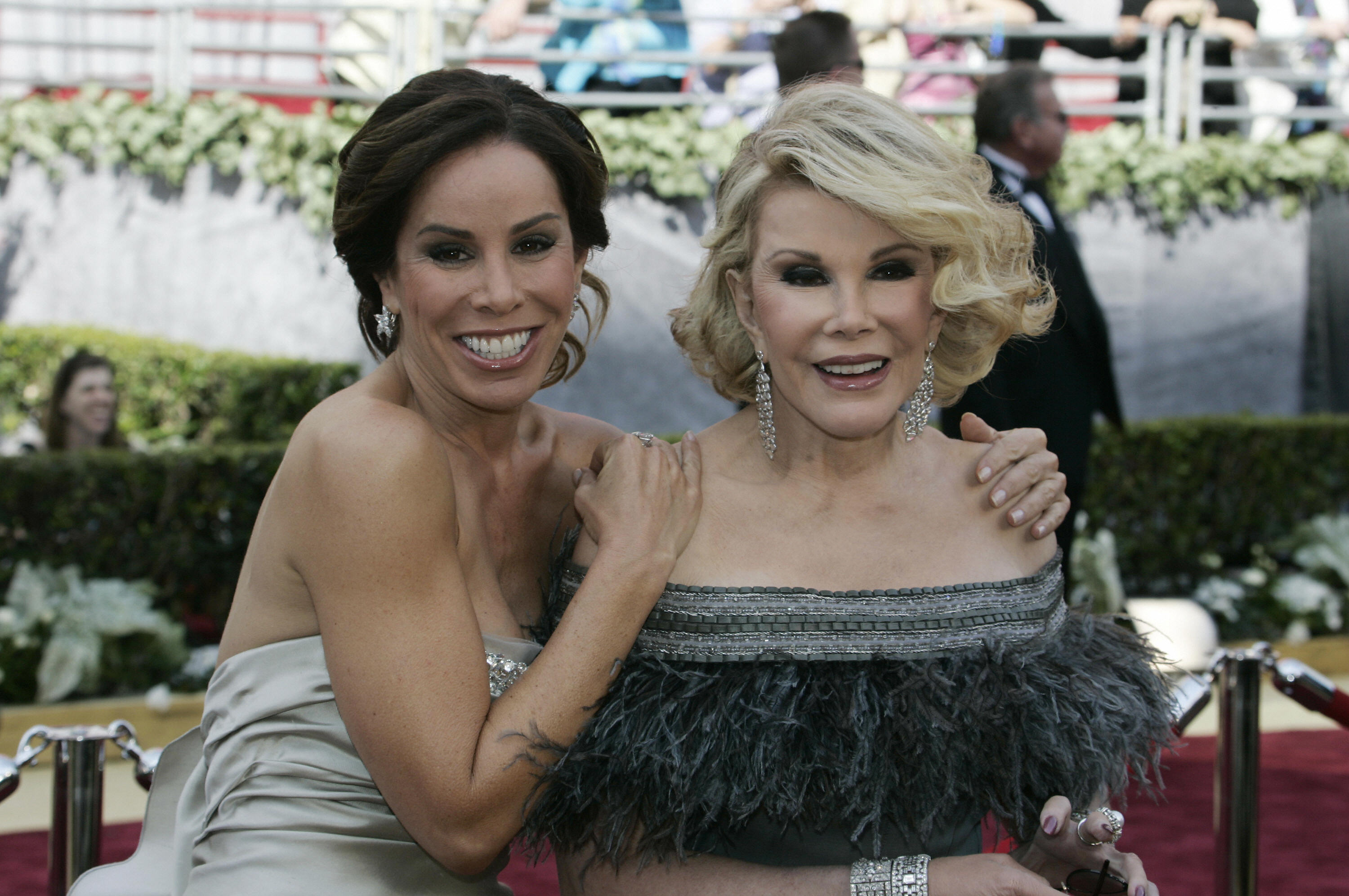 Will Melissa Rivers Be 'Fashion Police's New Host? 