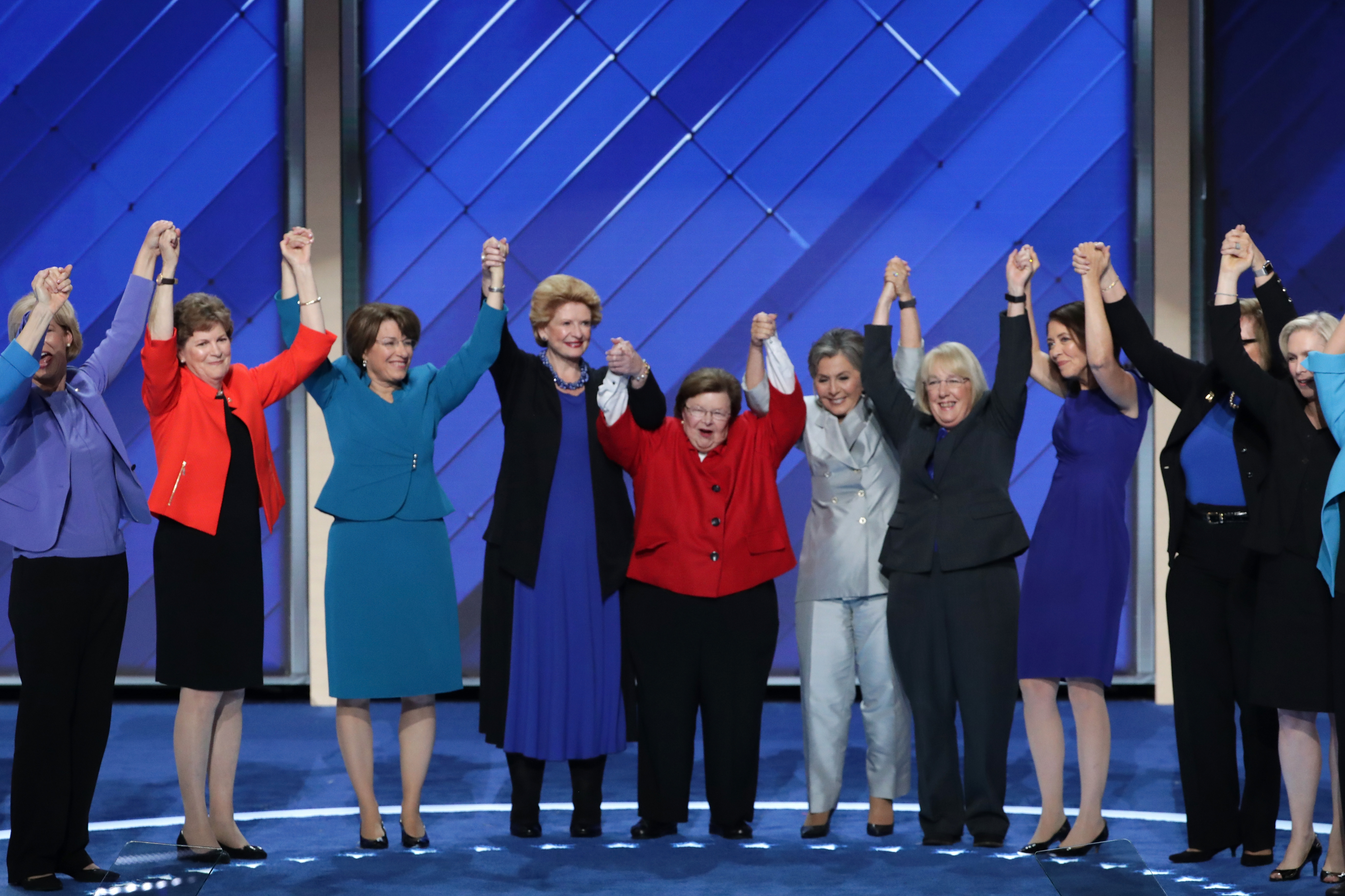 Who Are The Democratic Women Of The Senate The Dnc Featured 12 Powerful Senators 7253