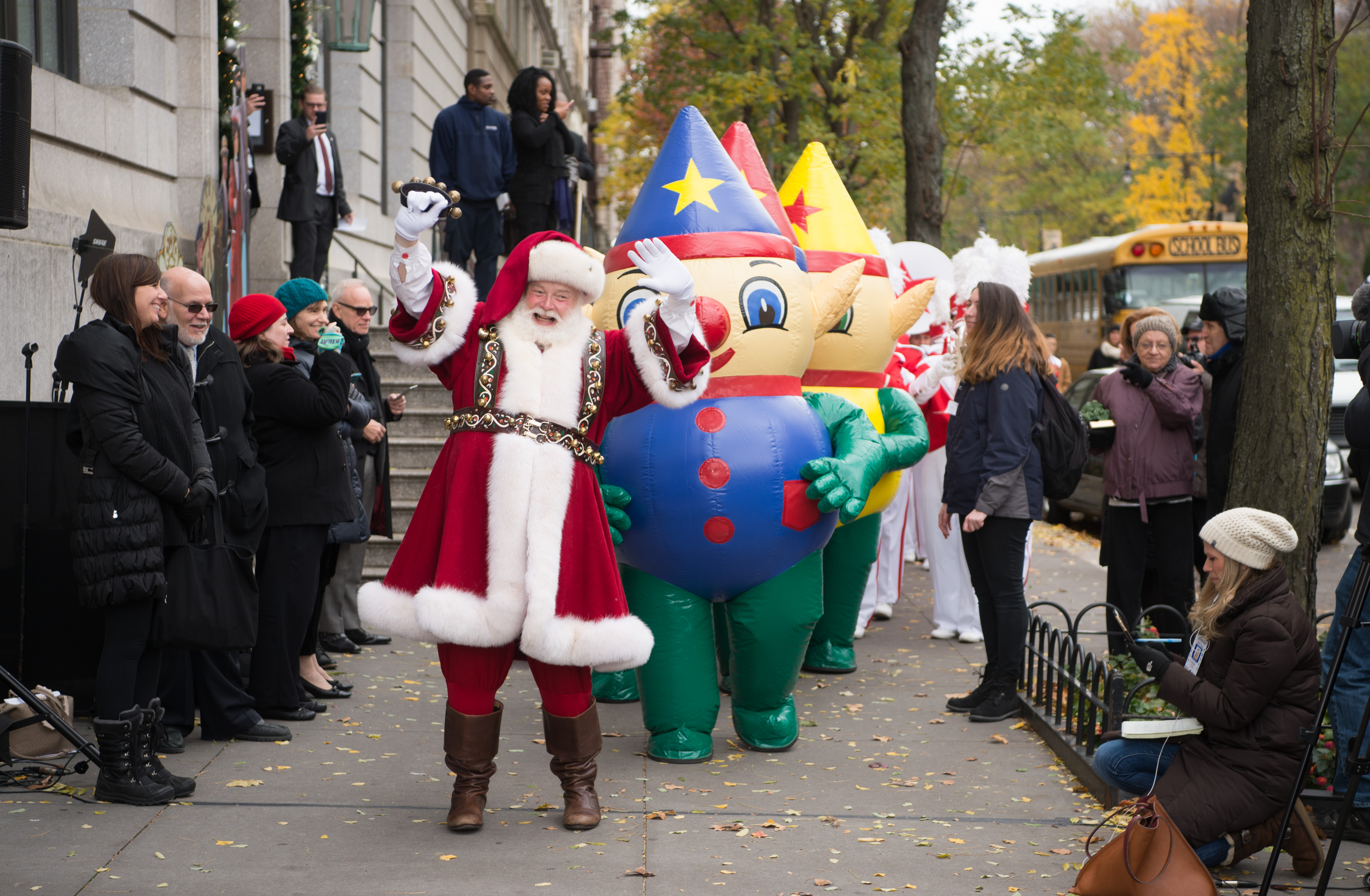 How To Stream The Macy's Thanksgiving Day Parade, So You Can Kick Off - Stream Ma Eys Thanksgiving Day Parade