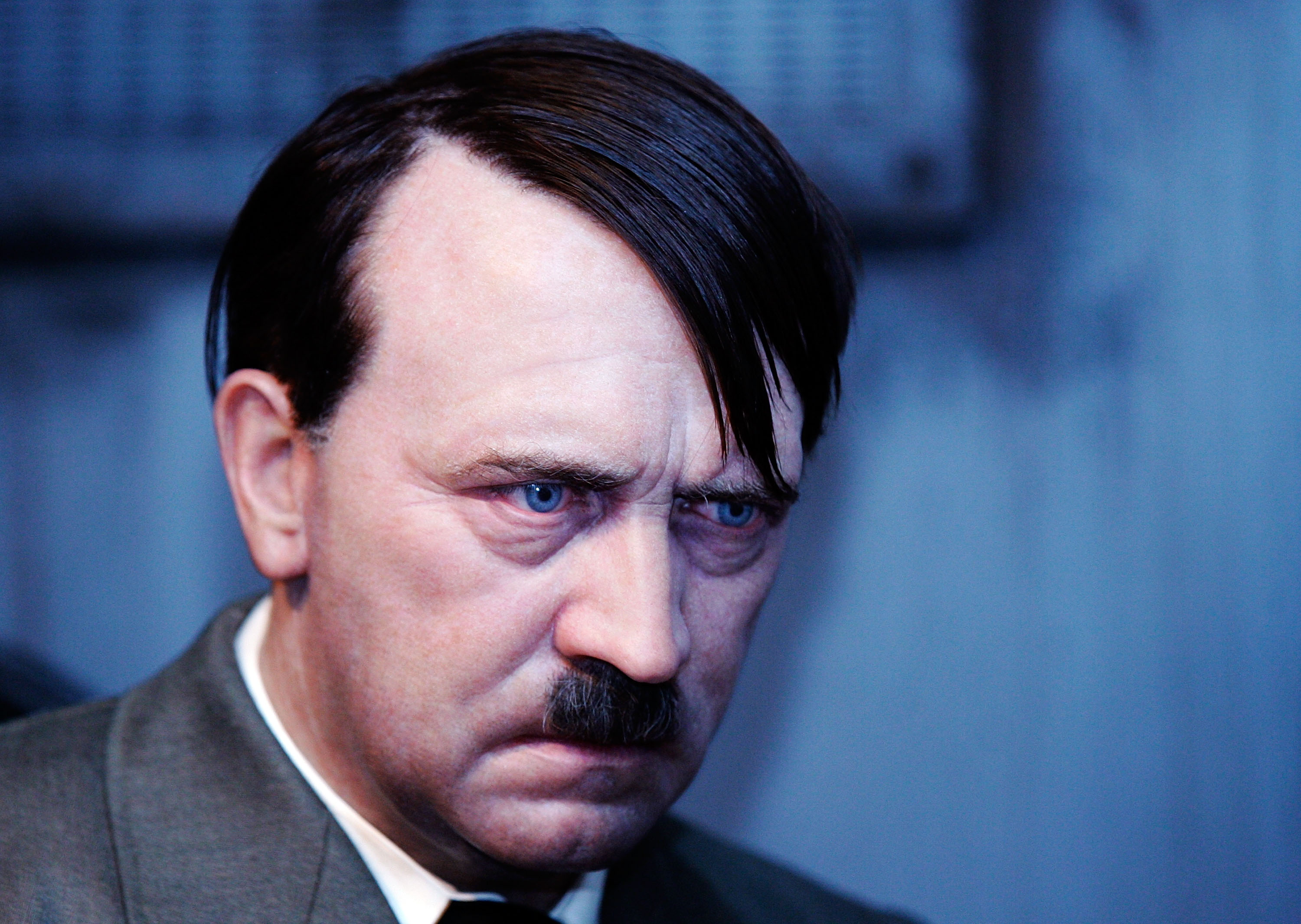 Стрижка гитлера. Прическа Адольфа Гитлера. Прическа Адольфа Гитлера фото. Челка Гитлера.