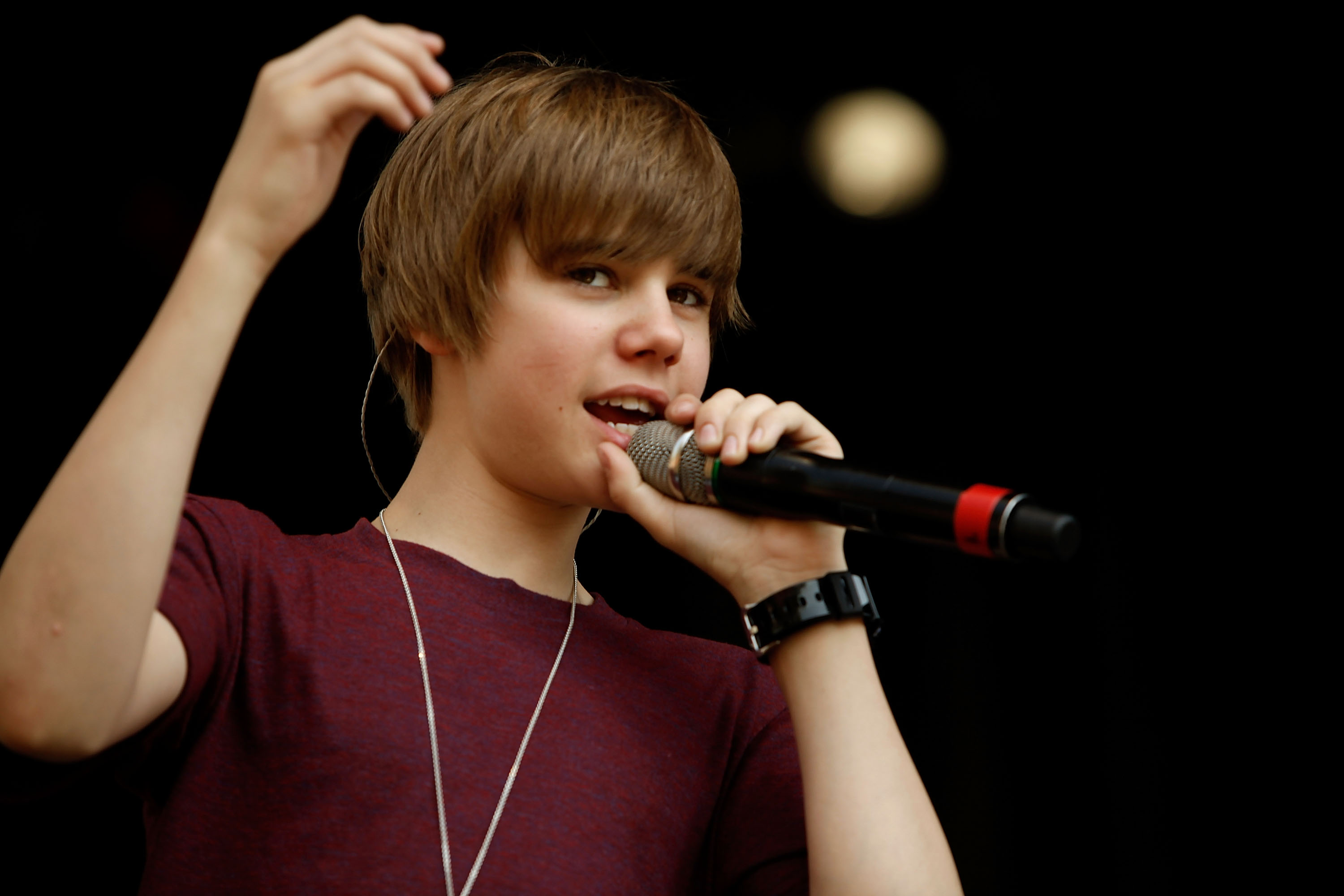 10 Iconic Justin Bieber Haircuts  Haircut Inspiration
