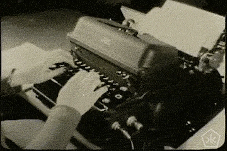 who can help me write an thesis online Senior Premium