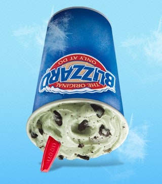 10 Pictures of Dairy Queen Blizzards That Will Make You Feel Better ...