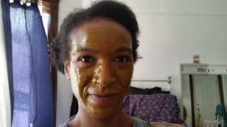 Turmeric face mask for cystic acne