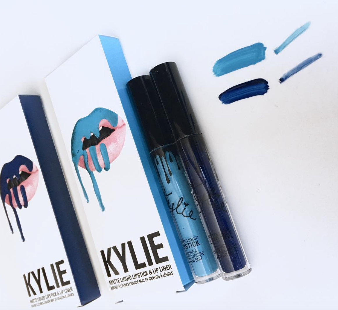 How To Wear The Blue Freedom Lip Kit According To Kylie  Exclusive Freedom Kylie lipkit main image 0