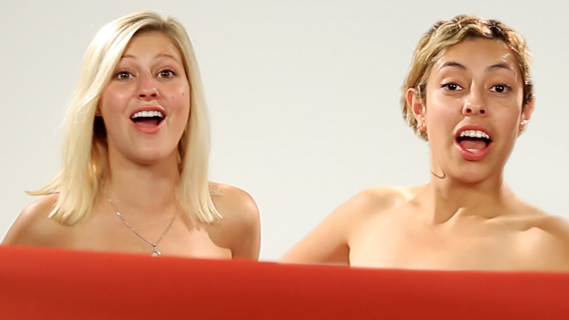 Best Friends See Each Other Naked For The First Time & Their Reactions Are  So Empowering — VIDEO