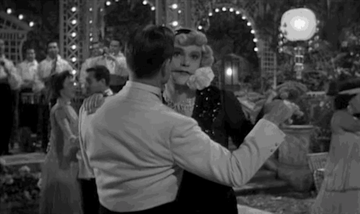 db2fa060-00bc-0133-4547-0a2ca390b447.gif